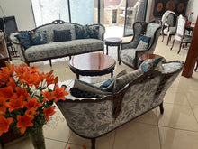 Cargar imagen en el visor de la galería, Sala Provenzal 3 Sillones y 3 Mesas