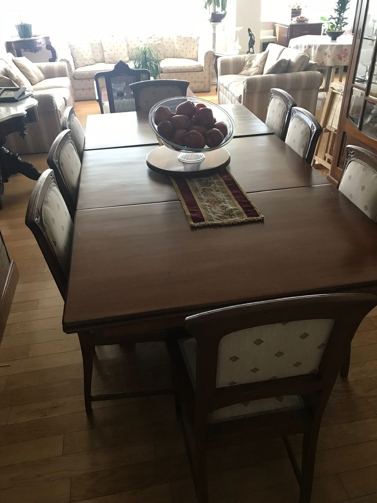 Comedor de Encino Americano 10 Sillas y 2 Trinchadores (CF2002251)