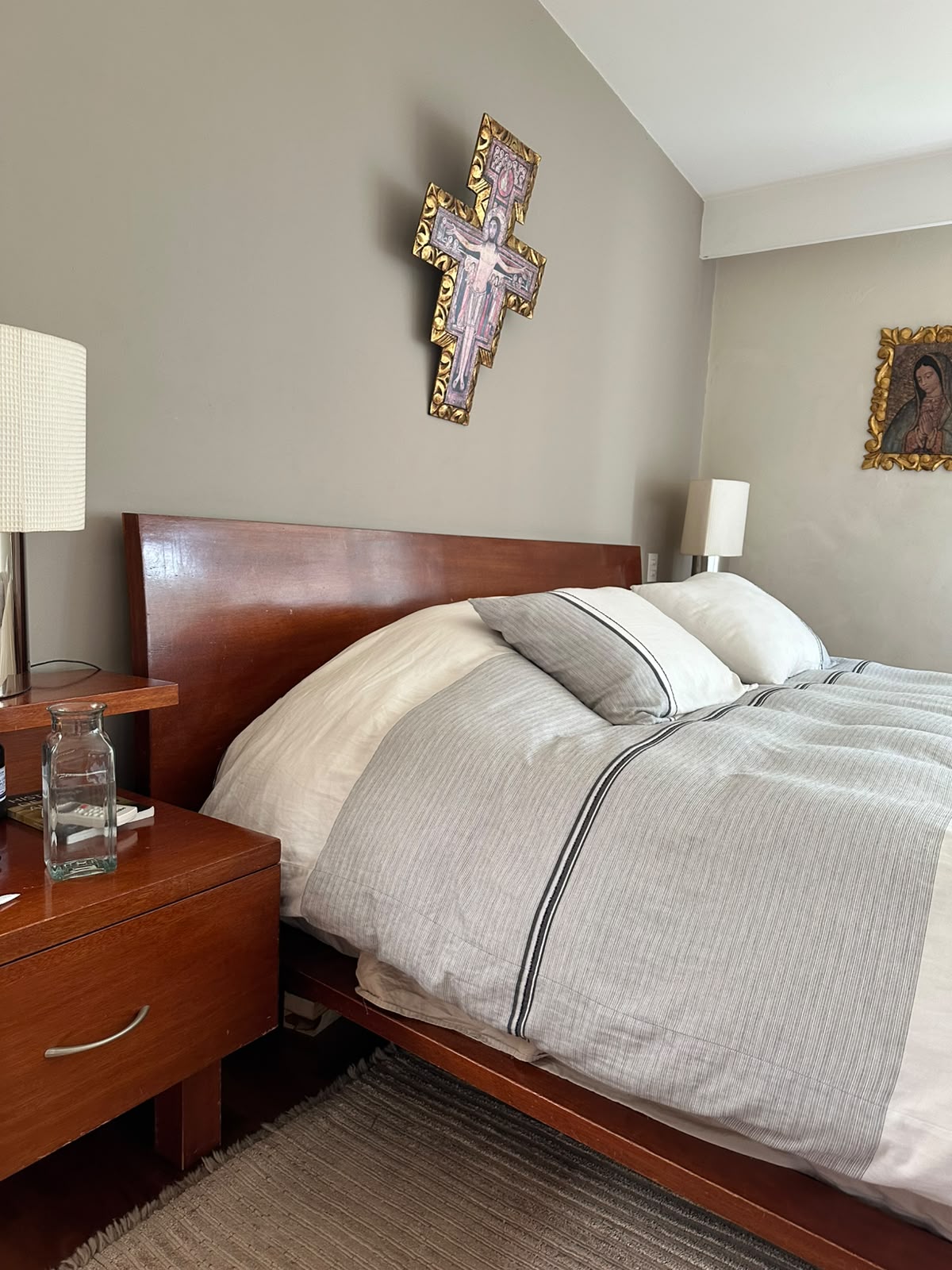 Cama KS con Cabecera y 2 Burós Integrados
