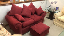 Cargar imagen en el visor de la galería, Sillón Doble Rojo con Taburete
