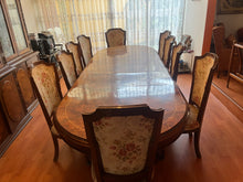 Cargar imagen en el visor de la galería, Comedor de Chapa de Raiz para 10 Personas con Vitrina (CF1802251)

