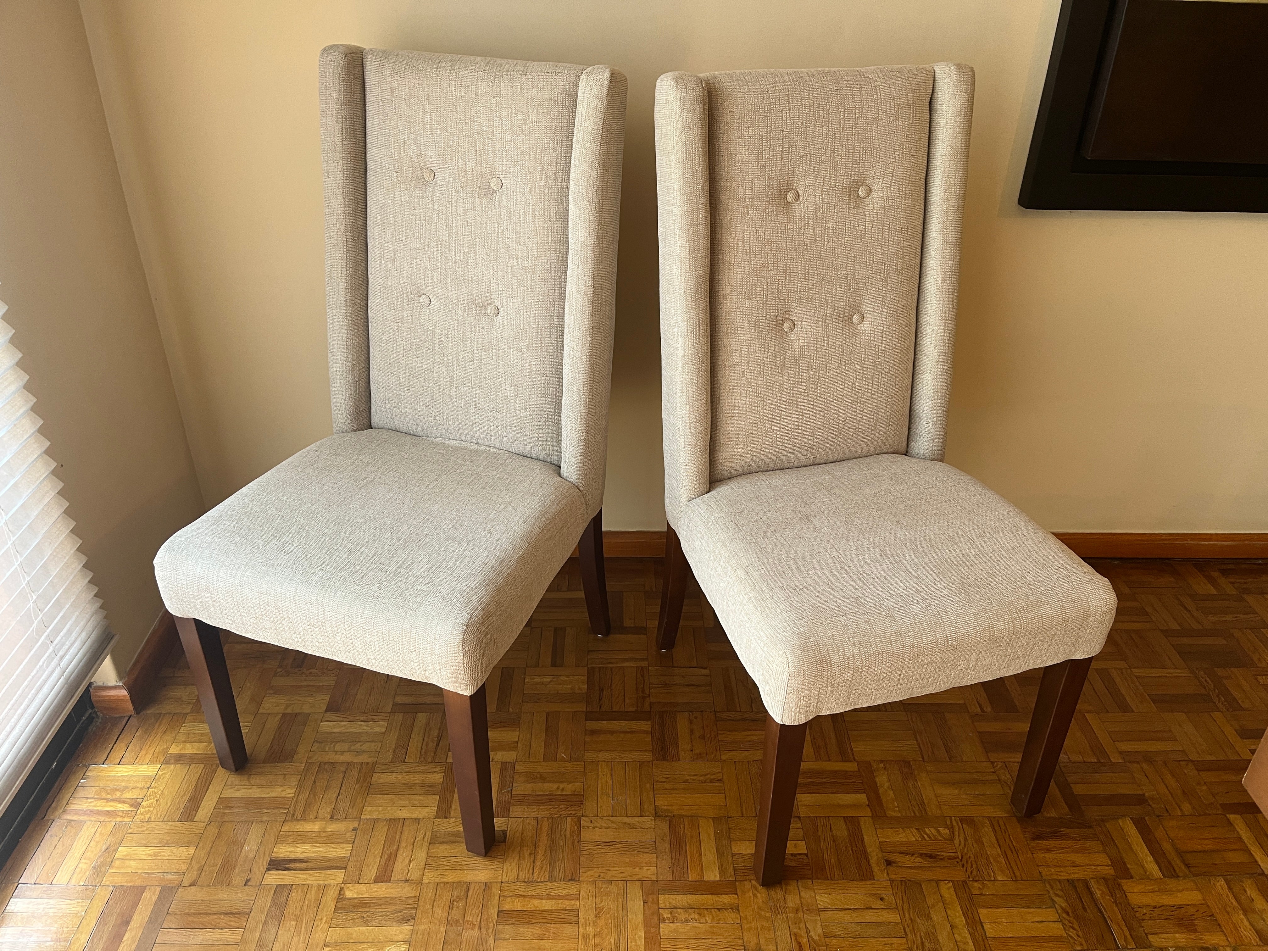 Comedor con 10 Sillas Casa de las Lomas