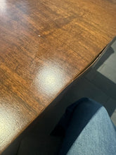 Cargar imagen en el visor de la galería, Comedor con 5 Sillas y Banca
