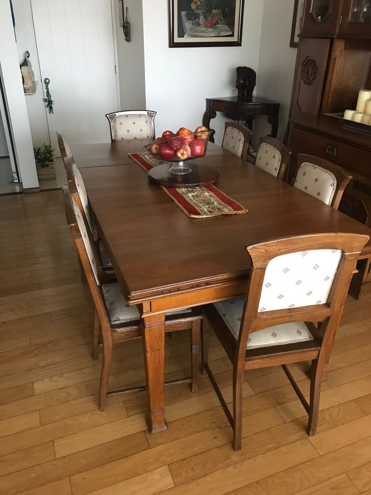 Comedor de Encino Americano 10 Sillas y 2 Trinchadores (CF2002251)
