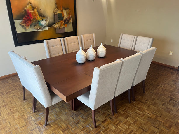 Comedor con 10 Sillas Casa de las Lomas