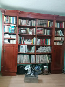Librero de Caoba
