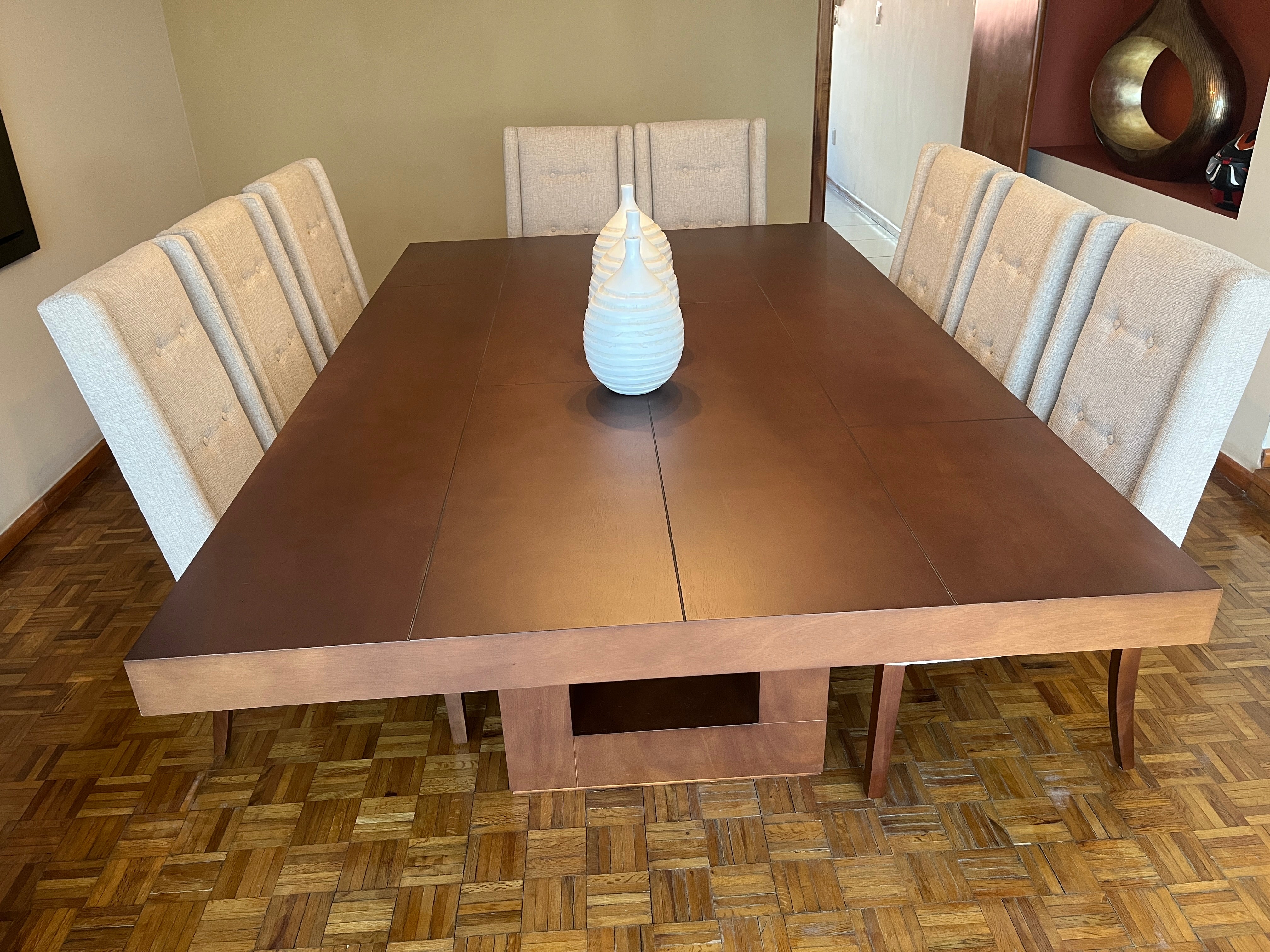 Comedor con 10 Sillas Casa de las Lomas