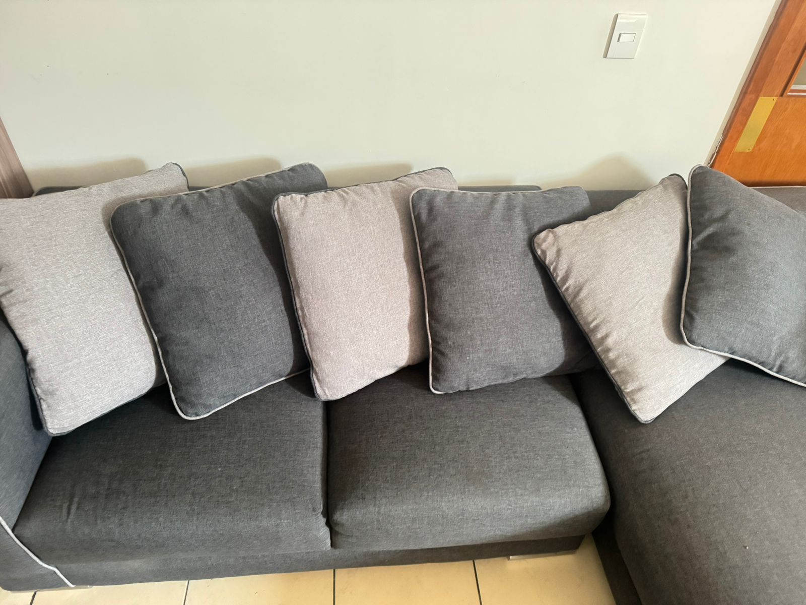 Sillón en L Gris Obscuro