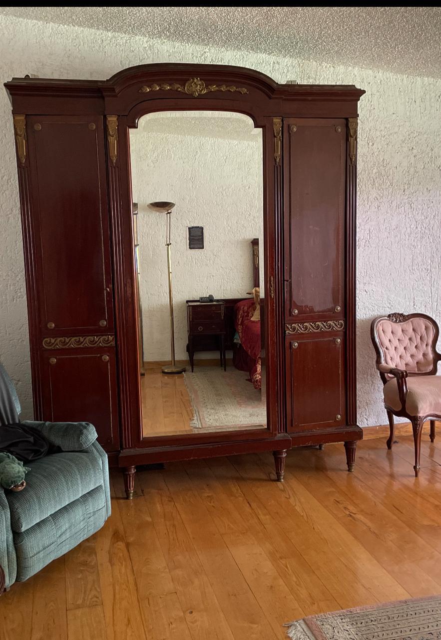 Ropero Estilo Imperio Frances