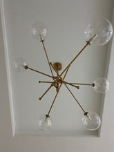 Cargar imagen en el visor de la galería, Lámpara de Techo de 6 Esferas
