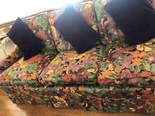 Cargar imagen en el visor de la galería, Sillón Floreado
